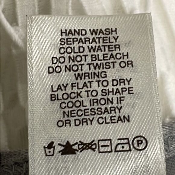 NWOT Laundry by Design grey sequin dress. Size XS extra small - Picture 7 of 7